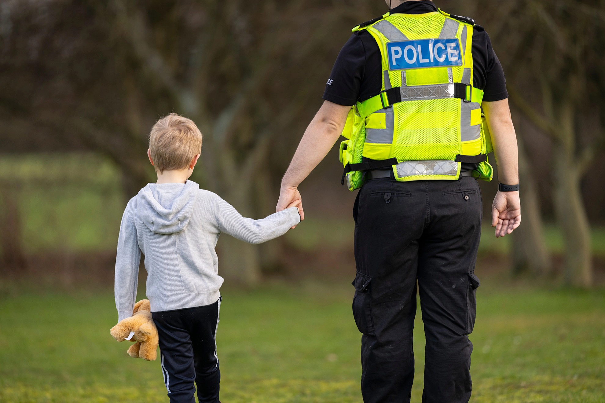 children-of-the-shield-growing-up-with-a-parent-in-law-enforcement